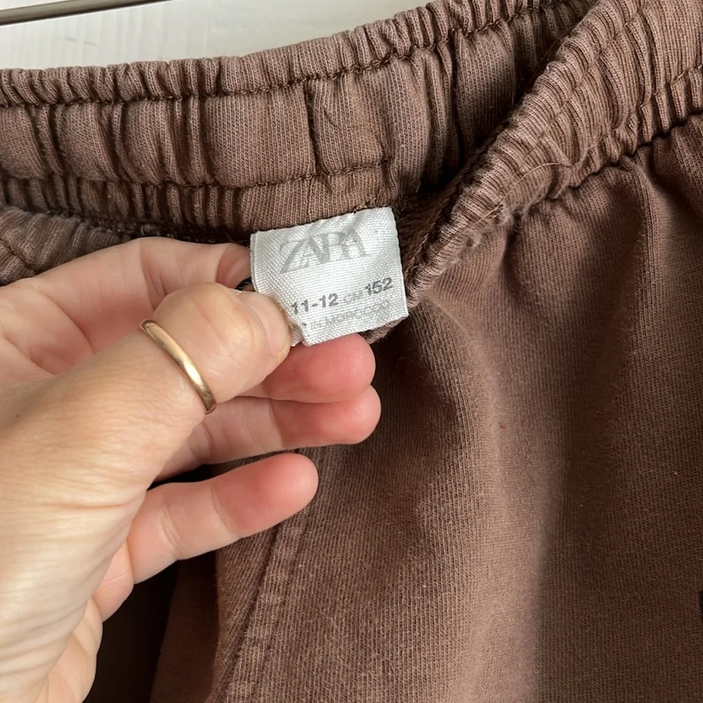 Zara 11-12 brown black cotton sweat comfy shorts
